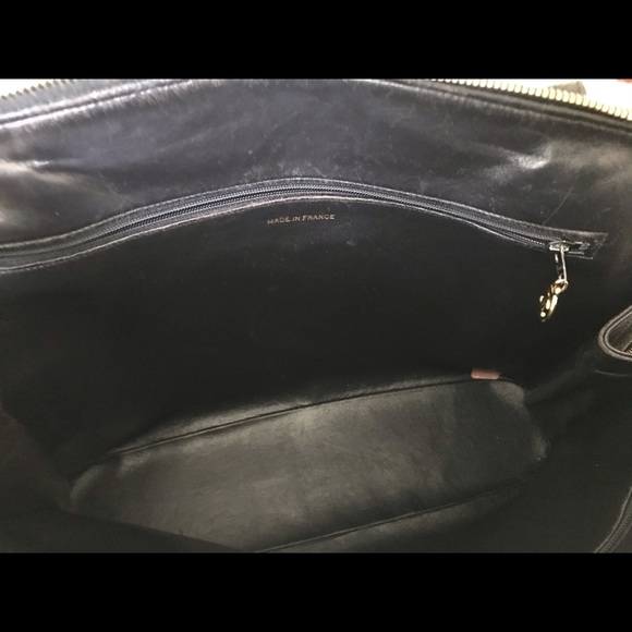 Chanel - Picture 10 of 16